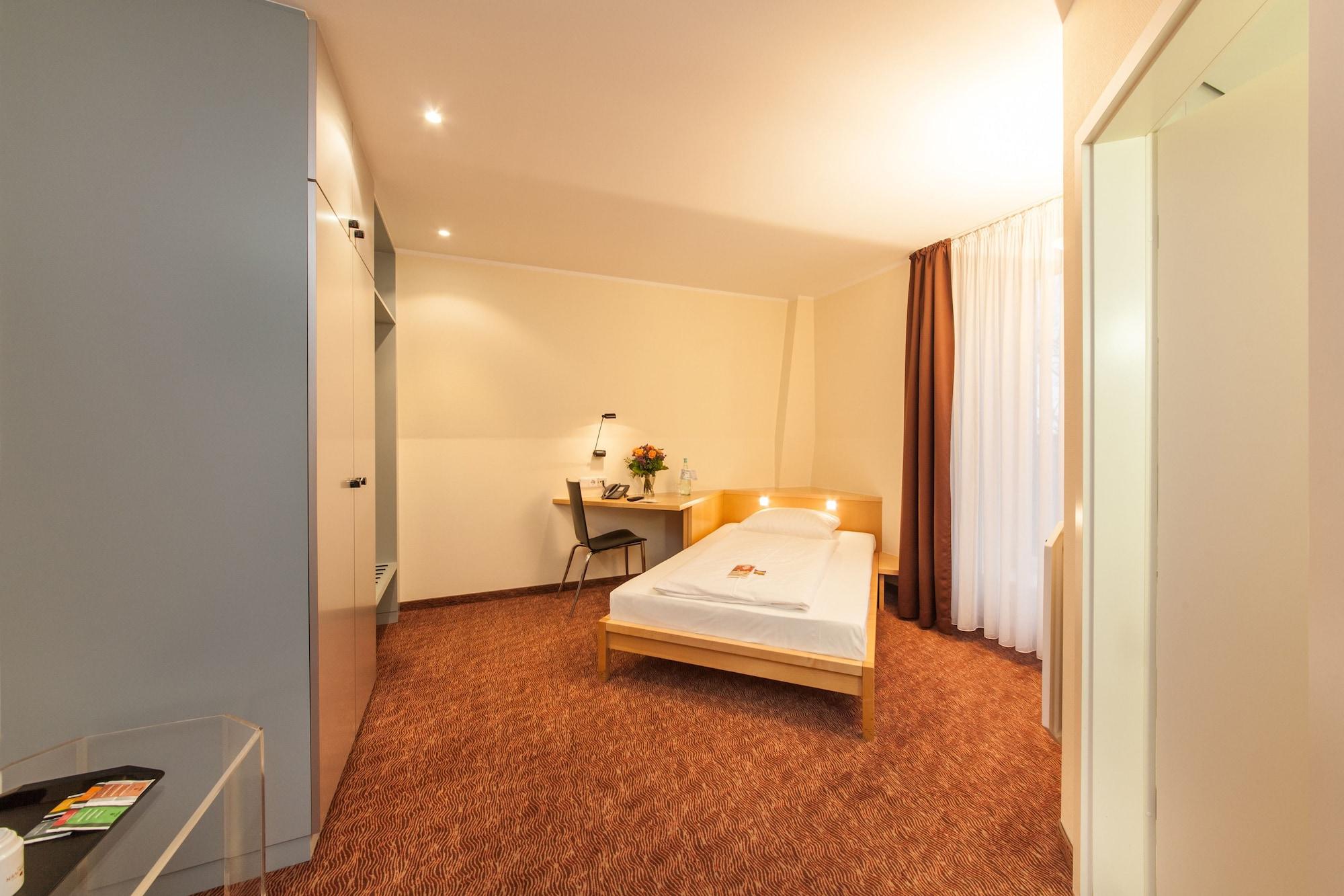 Select Hotel Silence Garden Koeln Extérieur photo