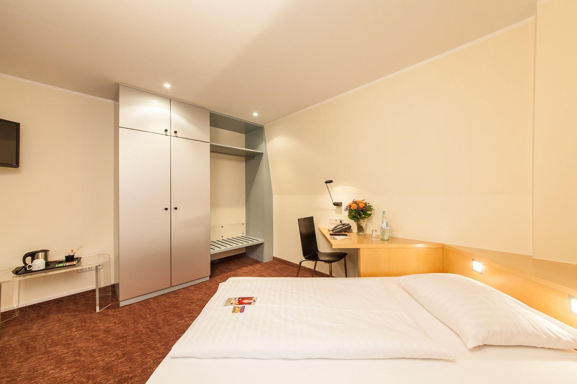 Select Hotel Silence Garden Koeln Extérieur photo